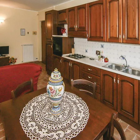 Three-bedroom In 아파트 *